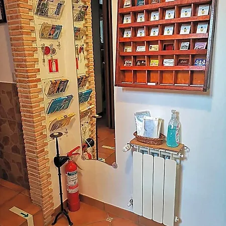 Vecchia Oda ve Kahvaltı Roma
